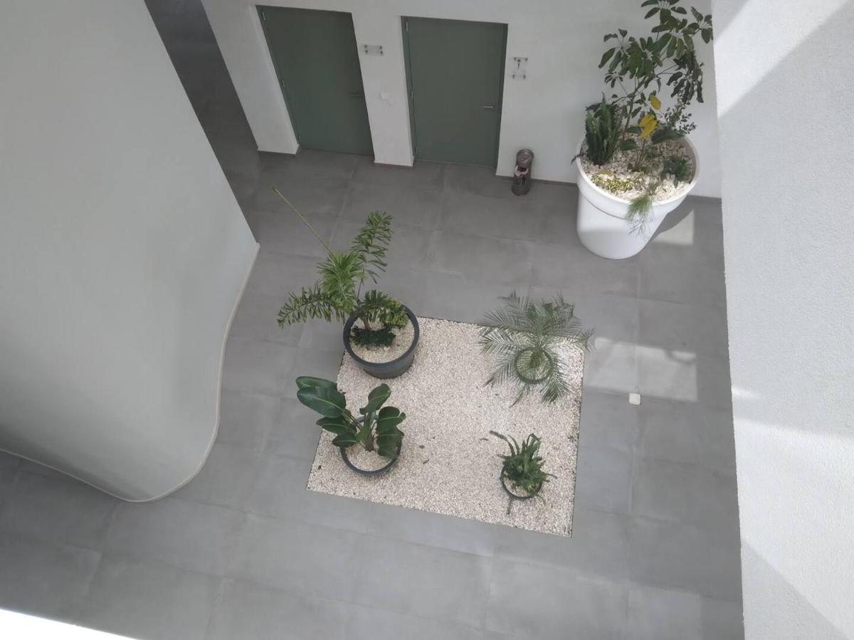 Pebble Apartment Протарас Екстериор снимка