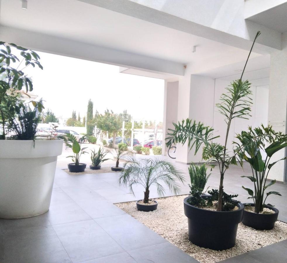 Pebble Apartment Протарас Екстериор снимка